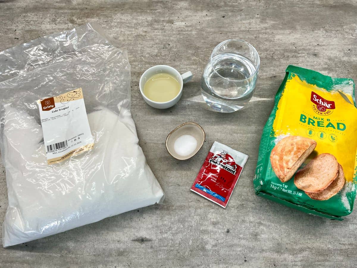 recept_bezlepkove_rohliky_01